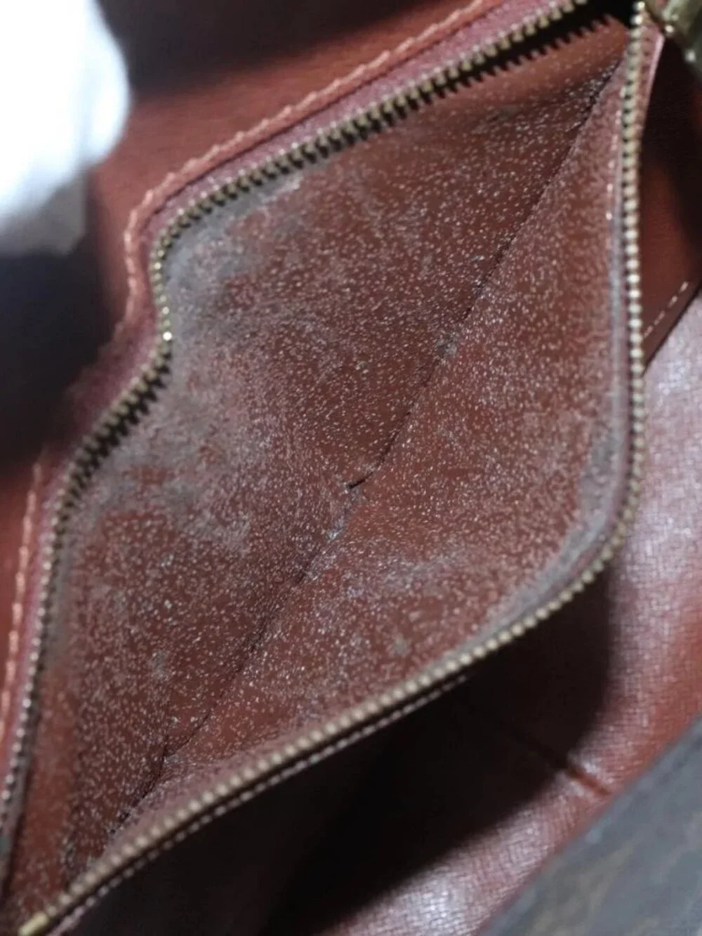 LOUIS VUITTON Monogram Saint Cloud GM Shoulder Bag - Picture 11 of 16